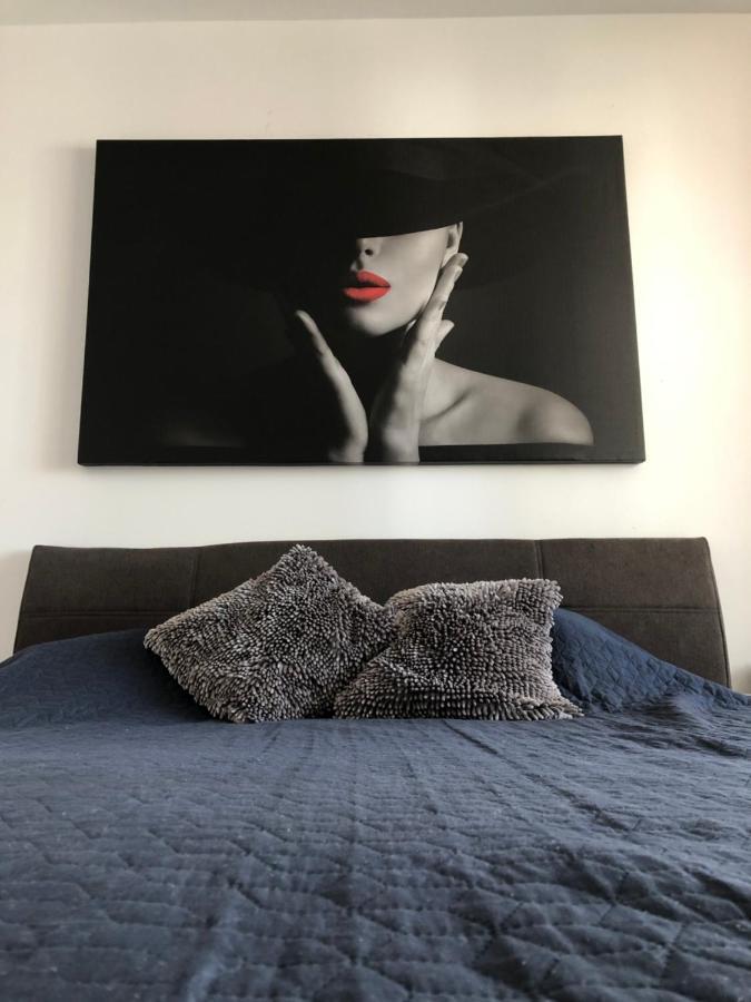 Max Apartament Appartamento Braşov Esterno foto