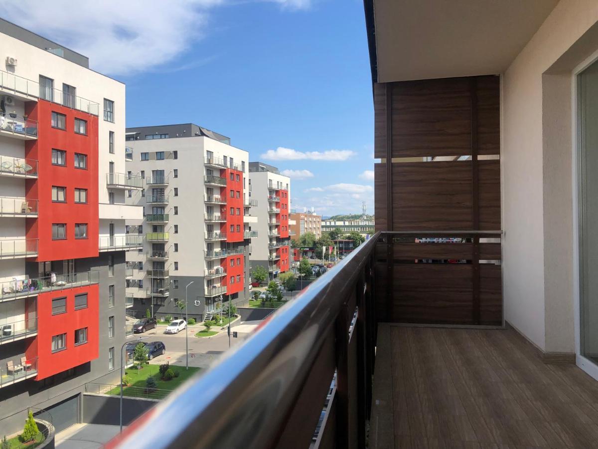 Max Apartament Appartamento Braşov Esterno foto