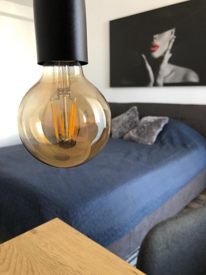 Max Apartament Appartamento Braşov Esterno foto